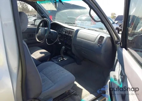 2000 Toyota Tacoma Prerunner из США, поврежденный, VIN 4TASM92N1YZ619266